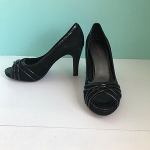 Black peep toe heels